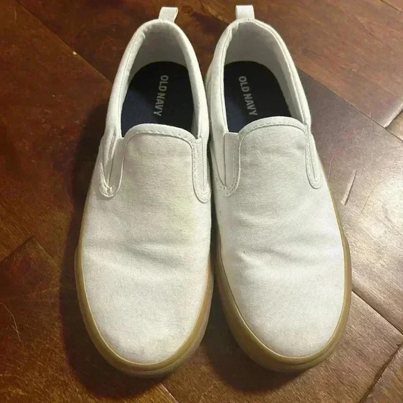 Old Navy, Children’s White Slip-On Shoes, Sz 2 - Picture 1 of 6